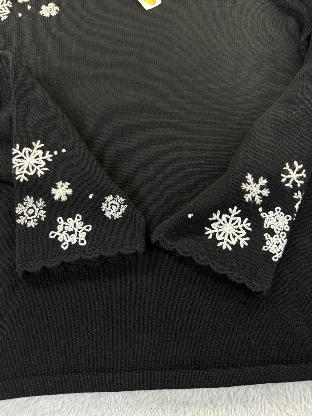 NWT Vintage Talbots Woman 1X Embroidered Snowflake Christmas Sweater - Picture 3 of 14